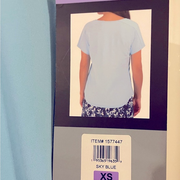 Ladies V Neck Top: Tranquility by Colorado Clothing. Sky Blue.  New. XS - Picture 4 of 5
